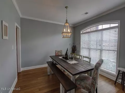 Dining - 1380 Fieldstone St, Hernando, MS 38632 photo 3 of 4