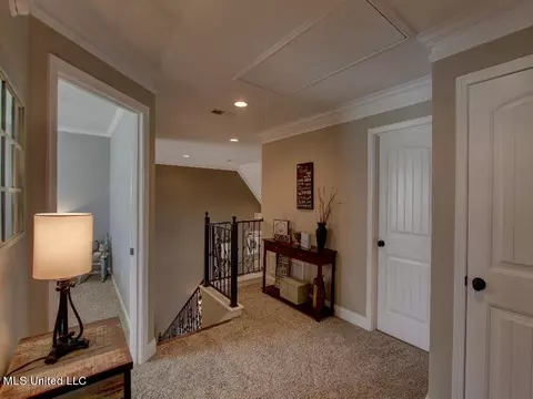 Entry Way - 1380 Fieldstone St, Hernando, MS 38632 photo 3 of 3
