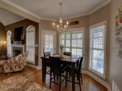 Dining - 1380 Fieldstone St, Hernando, MS 38632 photo 2 of 4