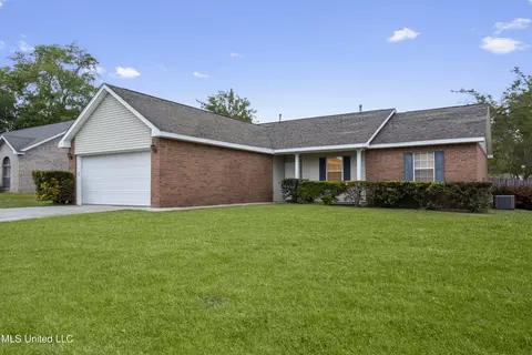 14024 Remington Dr, Gulfport, MS 39503