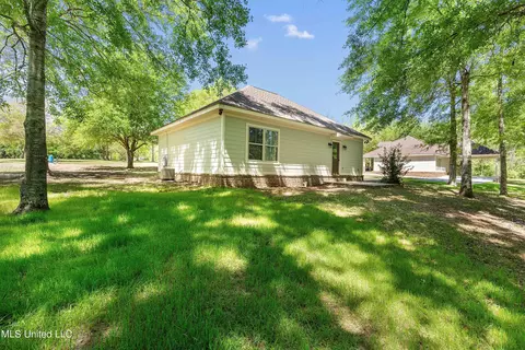 Exterior - 8006 Tanner Williams Rd, Lucedale, MS 39452 photo 4 of 4