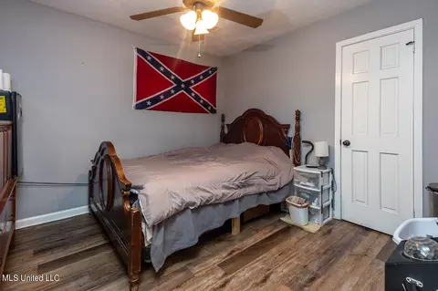 Bedroom - 7465 Allison Rd, Olive Branch, MS 38654 photo 4 of 4