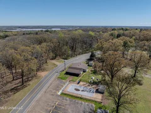 8948 E Thunderbird Dr, Hernando, MS 38632 photo 26