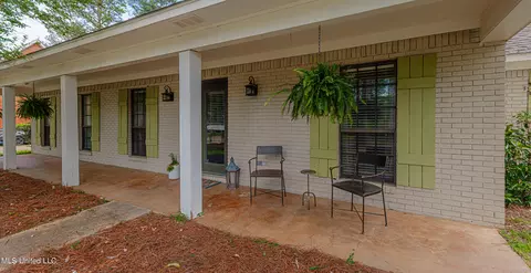 Exterior - 170 Sumac Dr, Madison, MS 39110 photo 4 of 17