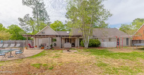Exterior - 170 Sumac Dr, Madison, MS 39110 photo 6 of 17