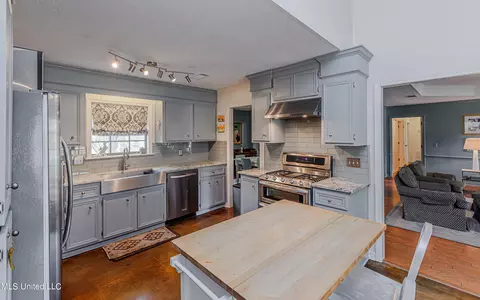 Kitchen - 170 Sumac Dr, Madison, MS 39110 photo 1 of 5