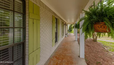 Entry Way - 170 Sumac Dr, Madison, MS 39110 photo 1 of 6