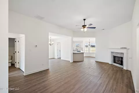 Other - 2452 Dela Dr, Southaven, MS 38672 photo 1 of 6