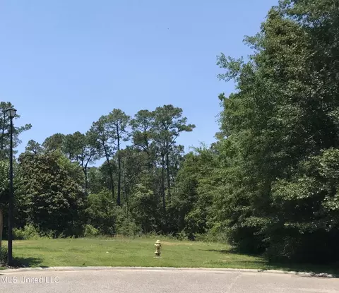 11555 Treelawn St, Gulfport, MS 39503