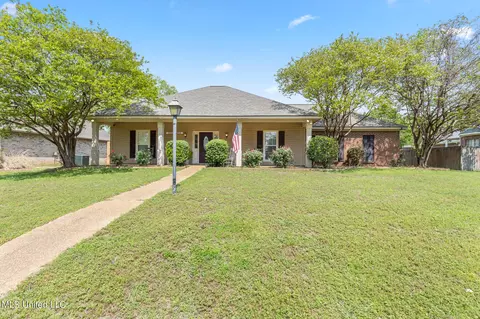 115 Arrow Dr, Clinton, MS 39056