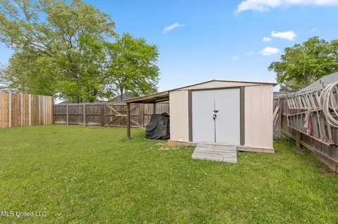 Exterior - 115 Arrow Dr, Clinton, MS 39056 photo 7 of 8