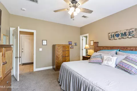 Bedroom - 115 Arrow Dr, Clinton, MS 39056 photo 2 of 5