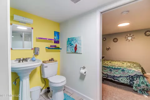 Bath - 70 N Grace Rd, Wiggins, MS 39577 photo 4 of 5