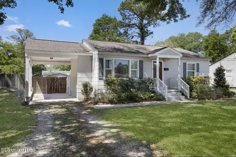 3715 Washington Ave, Gulfport, MS 39507