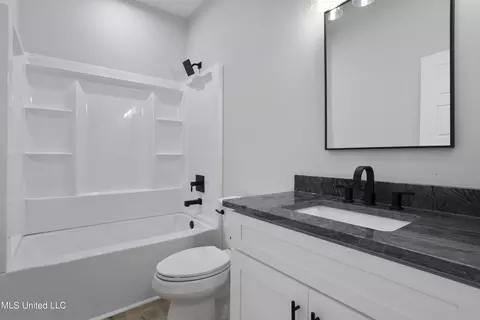Bath - 3116 Smith Dr, Gautier, MS 39553 photo 4 of 4