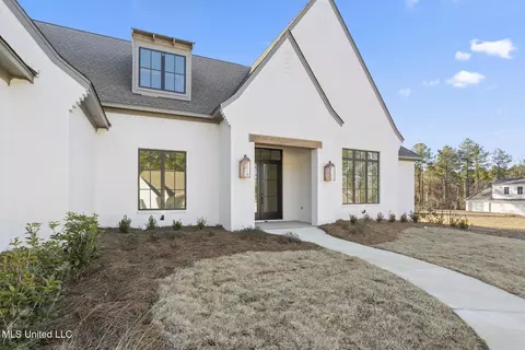 197 Westlake Cir, Madison, MS 39110 photo 2