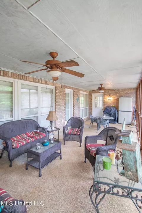 Exterior - 111 Farrington Pl, Madison, MS 39110 photo 3 of 12