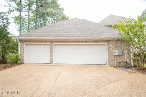 Exterior - 111 Farrington Pl, Madison, MS 39110 photo 8 of 12