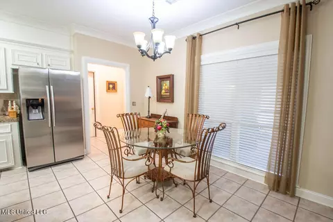 Dining - 111 Farrington Pl, Madison, MS 39110 photo 4 of 4