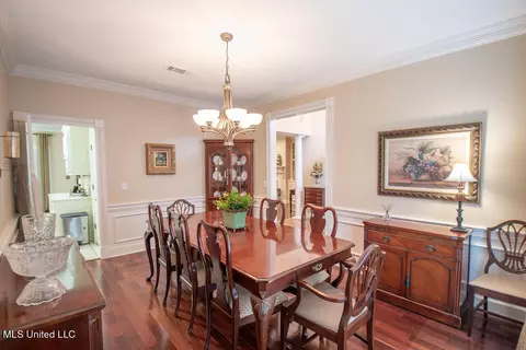 Dining - 111 Farrington Pl, Madison, MS 39110 photo 3 of 4