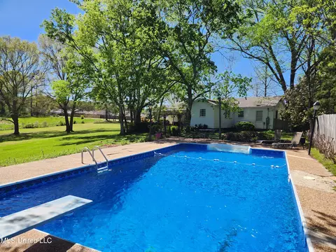 6152 Terry Rd, Byram, MS 39272 photo 8