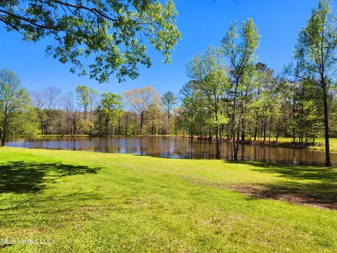 6152 Terry Rd, Byram, MS 39272 photo 2