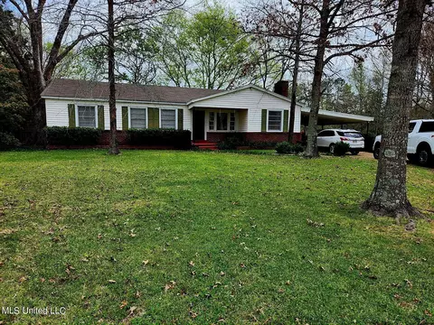 6152 Terry Rd, Byram, MS 39272