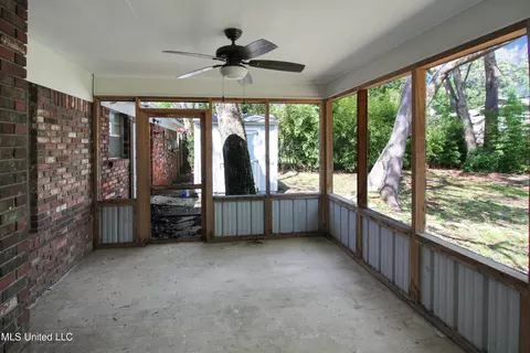 Exterior - 1105 Post Rd, Clinton, MS 39056 photo 3 of 4