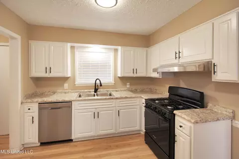 Kitchen - 1105 Post Rd, Clinton, MS 39056 photo 1 of 3