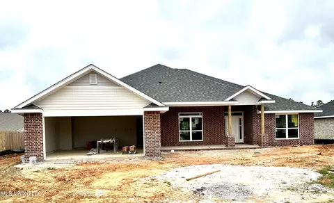 6211 Saphire Ln, Biloxi, MS 39532