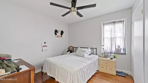 Bedroom - 8362 Cedarcrest Dr, Southaven, MS 38671 photo 2 of 4