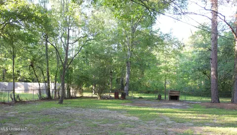 Exterior - 316 Southbrook Dr, Jackson, MS 39211 photo 4 of 7