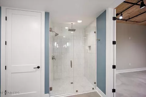 Bath - 145 Republic St #702, Madison, MS 39110 photo 2 of 4