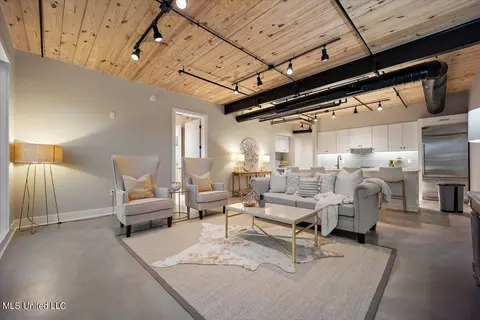 Living - 145 Republic St #702, Madison, MS 39110 photo 3 of 3