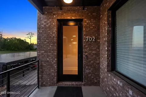145 Republic St #702, Madison, MS 39110