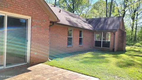 Exterior - 4367 Starlanding Rd, Nesbit, MS 38651 photo 5 of 10