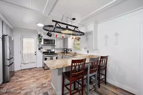 Kitchen - 109 Martha Ln, Brandon, MS 39042 photo 1 of 3