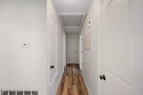 Entry Way - 109 Martha Ln, Brandon, MS 39042 photo 1 of 1