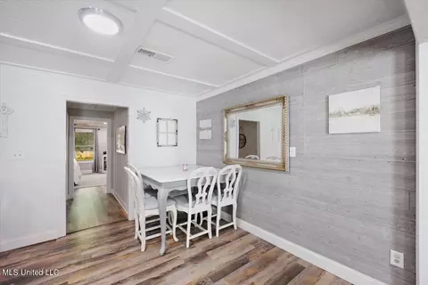 Dining - 109 Martha Ln, Brandon, MS 39042 photo 1 of 2