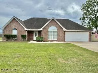 12 Mojave Ln, Picayune, MS 39466