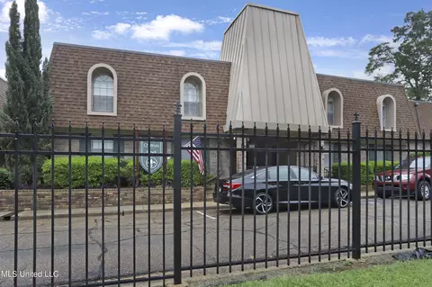 Exterior - 5155 Wayneland Dr #B-6, Jackson, MS 39211 photo 6 of 6