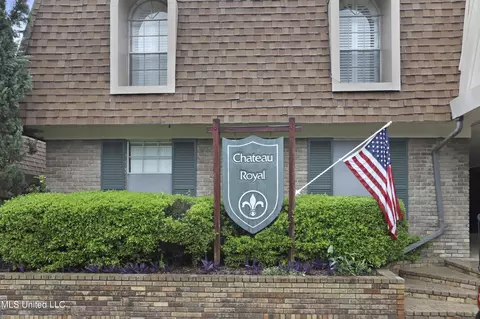 Exterior - 5155 Wayneland Dr #B-6, Jackson, MS 39211 photo 2 of 6