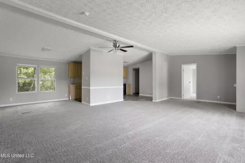 11612 Independence Rd, Moss Point, MS 39562 photo 10