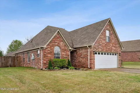 5909 Stafford Dr, Southaven, MS 38671