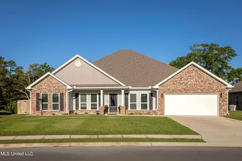 7253 Barley Dr, Ocean Springs, MS 39564