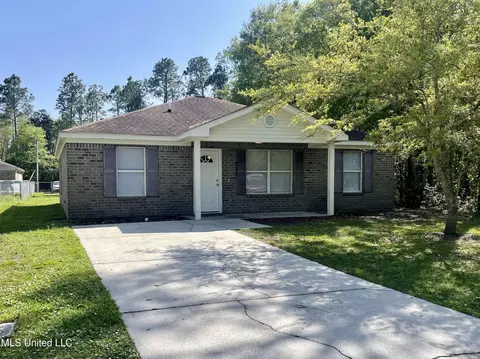6093 E Clay St, Bay Saint Louis, MS 39520