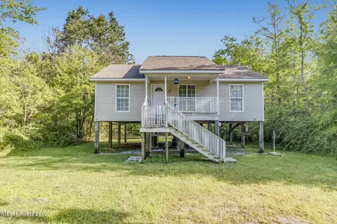 6038 W Adams St, Bay Saint Louis, MS 39520