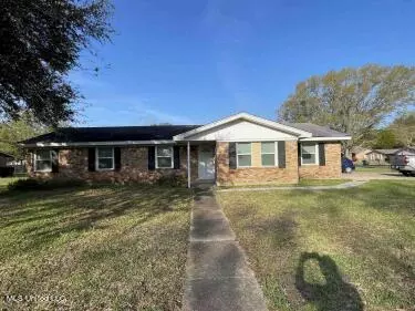 2905 Belair St, Pascagoula, MS 39567