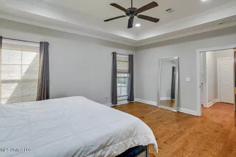 Bedroom - 126 Ridgetop Cir, Flowood, MS 39232 photo 2 of 4
