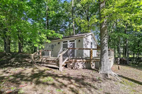 Exterior - 126 Ridgetop Cir, Flowood, MS 39232 photo 10 of 11